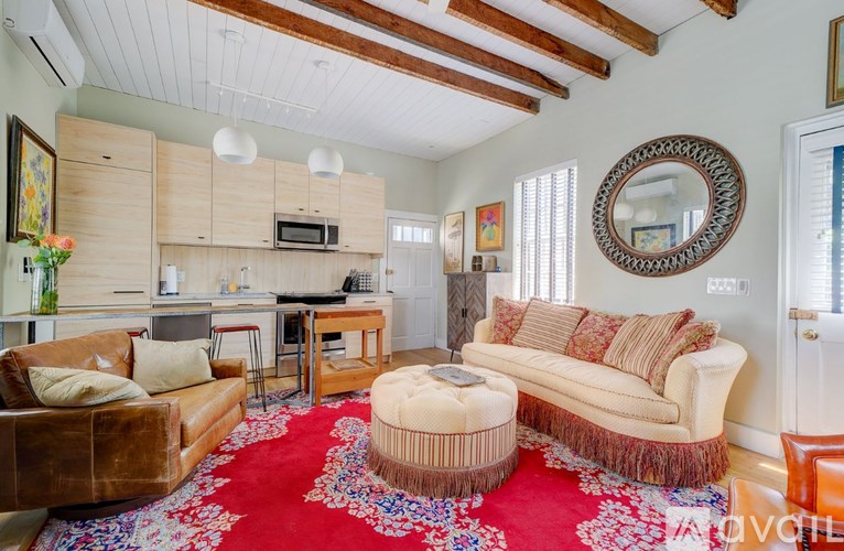 416 South Front Street 1 Bed Single Family Home for Rent - Photo Gallery 1