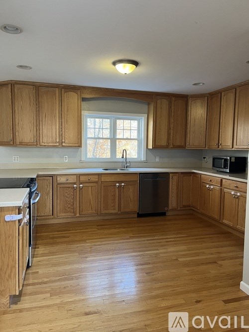 50 Northwood Dr 3 Beds Single Family Home for Rent - Photo Gallery 5