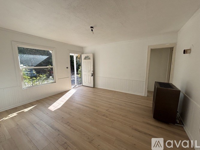 2896 Coloma St 2 Beds Single Family Home for Rent - Photo Gallery 8