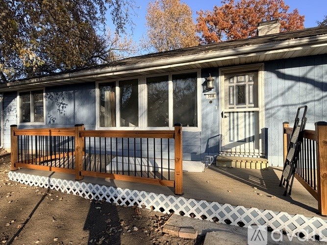 308 South Division Street 4 Beds Single Family Home for Rent - Photo Gallery 2