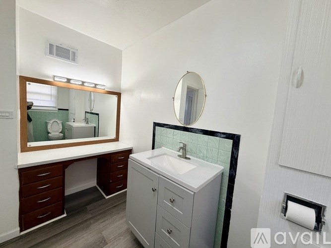 308 South Division Street 4 Beds Single Family Home for Rent - Photo Gallery 15