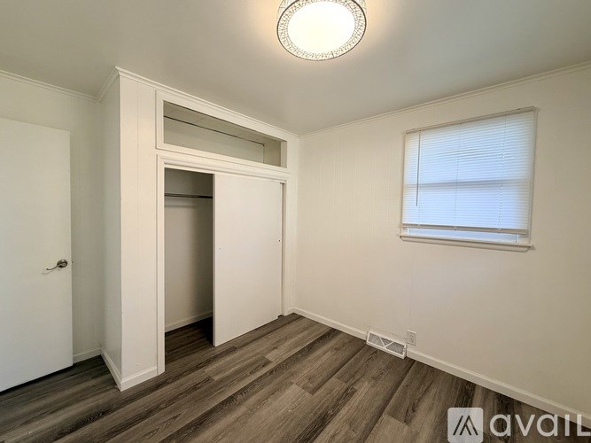 308 South Division Street 4 Beds Single Family Home for Rent - Photo Gallery 19