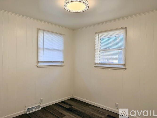 308 South Division Street 4 Beds Single Family Home for Rent - Photo Gallery 20