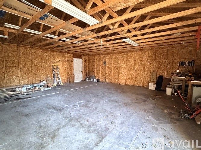 308 South Division Street 4 Beds Single Family Home for Rent - Photo Gallery 24