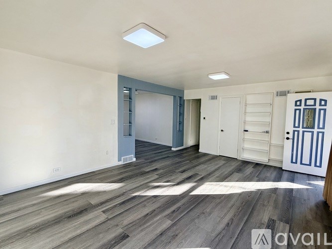 308 South Division Street 4 Beds Single Family Home for Rent - Photo Gallery 4