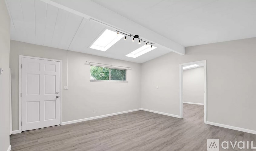 3271 Alma St 3 Beds Single Family Home for Rent - Photo Gallery 2