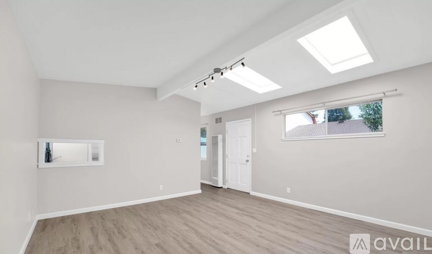 3271 Alma St 3 Beds Single Family Home for Rent - Photo Gallery 3