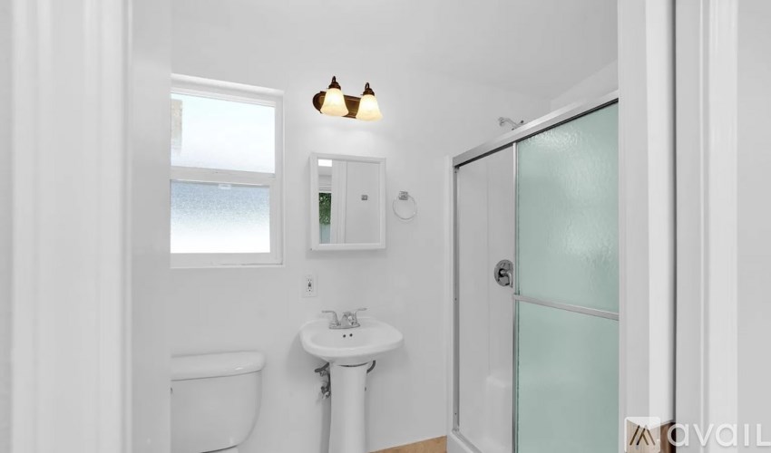 3271 Alma St 3 Beds Single Family Home for Rent - Photo Gallery 9