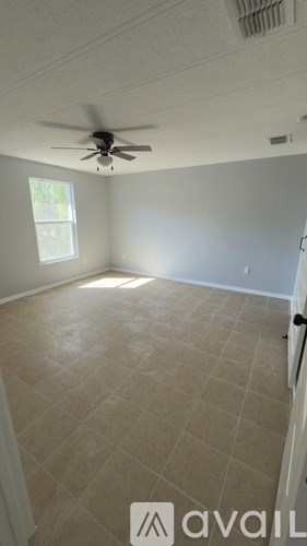 712 Independence Dr 3 Beds Single Family Home for Rent - Photo Gallery 8