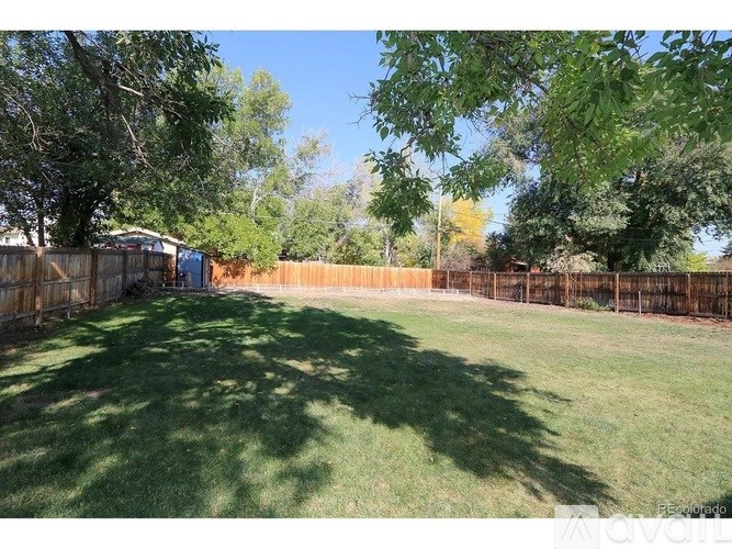 6181 West Alder Avenue 3 Beds Single Family Home for Rent - Photo Gallery 12