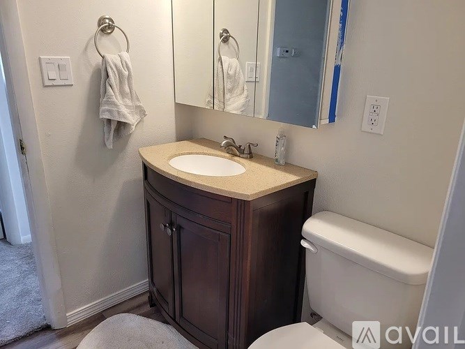 6181 West Alder Avenue 3 Beds Single Family Home for Rent - Photo Gallery 10