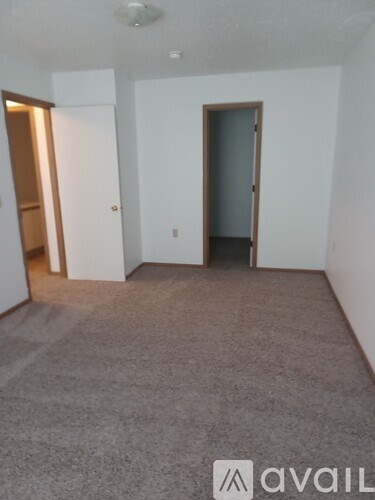 1885 Raleigh Avenue 2 Beds Apartment for Rent - Photo Gallery 4