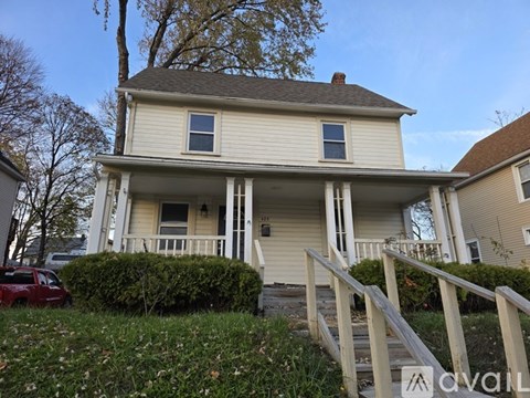 423 Cypress Ave 4 Beds Apartment for Rent