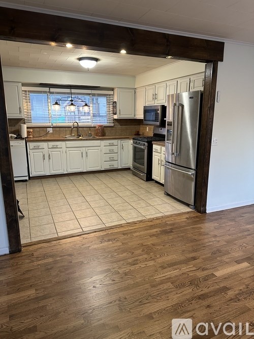 615 Barton Street 3 Beds Single Family Home for Rent - Photo Gallery 2