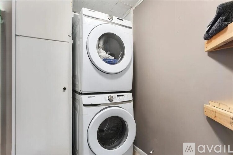 615 Barton Street 3 Beds Single Family Home for Rent - Photo Gallery 9