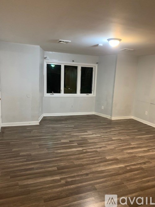 174 Jencks St 3 Beds Apartment for Rent - Photo Gallery 2