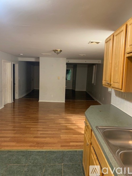 174 Jencks St 3 Beds Apartment for Rent - Photo Gallery 5