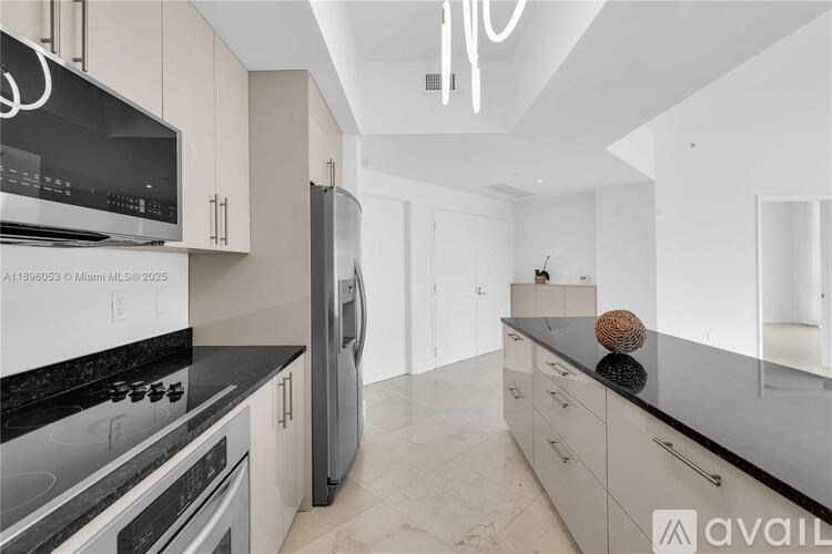 3131 NE 188th St 2 Beds Condo for Rent - Photo Gallery 16