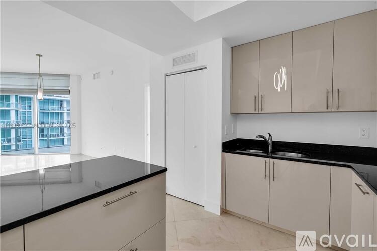 3131 NE 188th St 2 Beds Condo for Rent - Photo Gallery 6