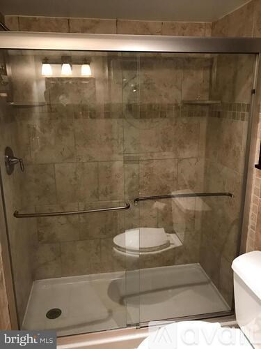 3304 Valley Dr 2 Beds Apartment for Rent - Photo Gallery 6