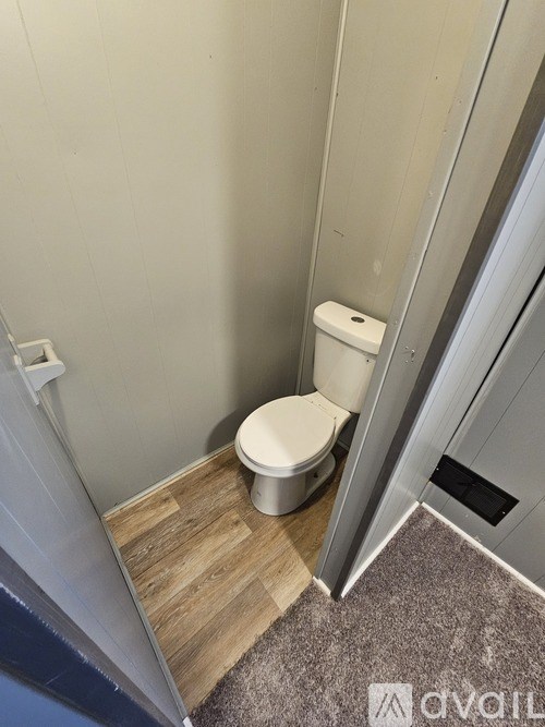 1014 Indiana Avenue 2 Beds Single Family Home for Rent - Photo Gallery 3