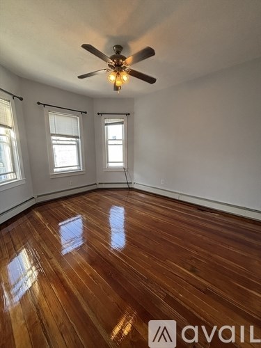 47 Middle St 3 Beds Apartment for Rent - Photo Gallery 4