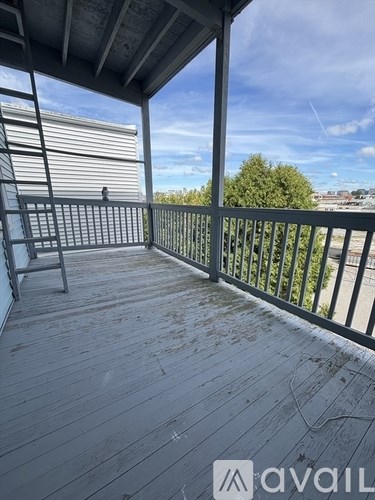 47 Middle St 3 Beds Apartment for Rent - Photo Gallery 10
