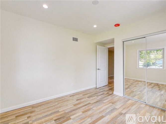 15931 Tuba Street 3 Beds Single Family Home for Rent - Photo Gallery 4