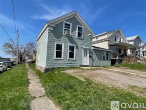 171 W Seneca St 4 Beds Apartment for Rent