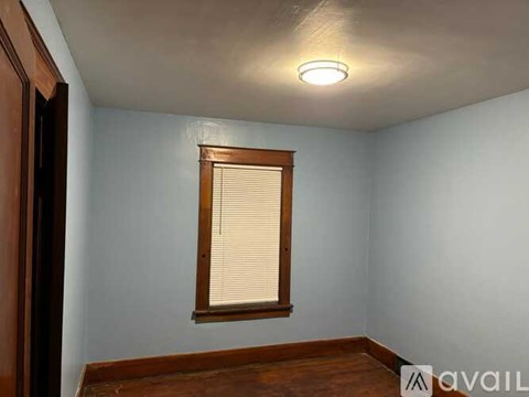 2743 Niagara Street 2 Beds Apartment for Rent