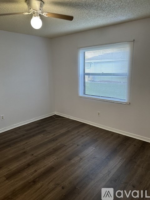 617 Ixoria Ave 2 Beds Apartment for Rent - Photo Gallery 17