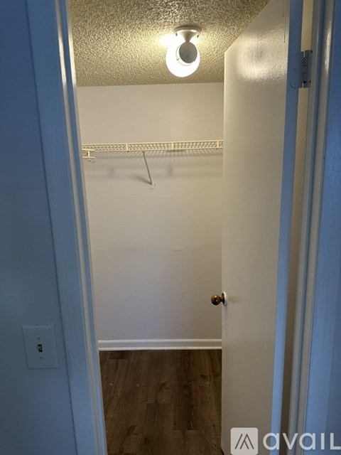 617 Ixoria Ave 2 Beds Apartment for Rent - Photo Gallery 19