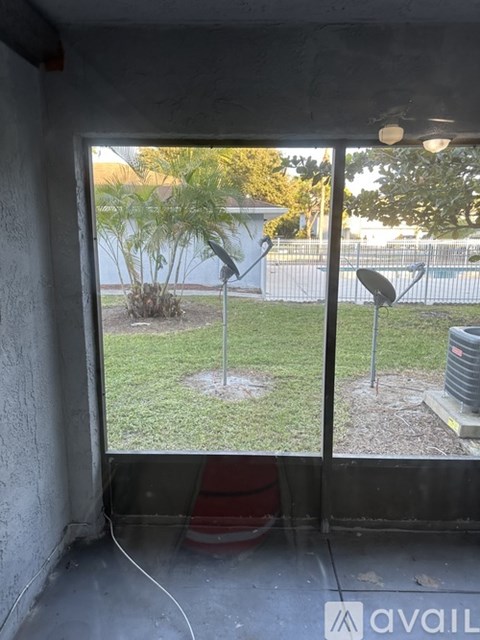 617 Ixoria Ave 2 Beds Apartment for Rent - Photo Gallery 22