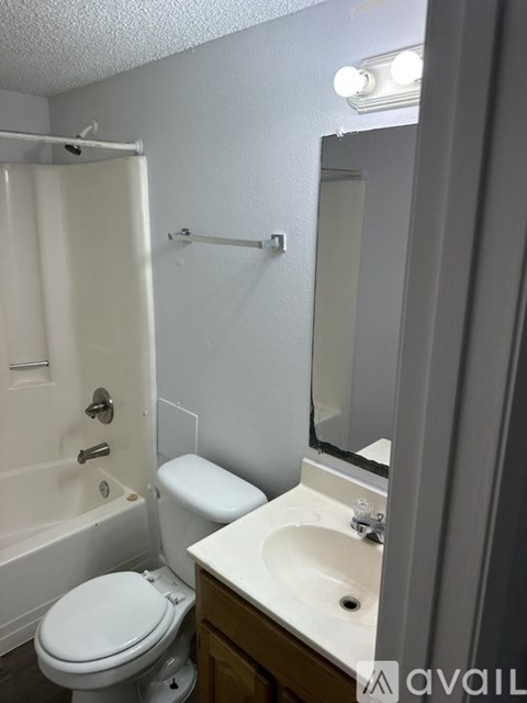 617 Ixoria Ave 2 Beds Apartment for Rent - Photo Gallery 7