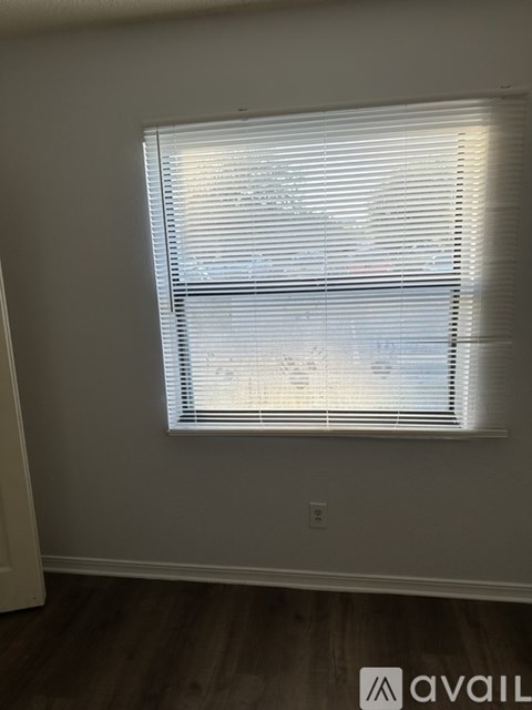 617 Ixoria Ave 2 Beds Apartment for Rent - Photo Gallery 8