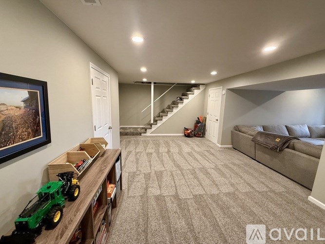 2305 South 165th Street 4 Beds Single Family Home for Rent - Photo Gallery 19