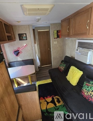 15433 Southwest 42nd Court Road 3 Beds Single Family Home for Rent - Photo Gallery 6