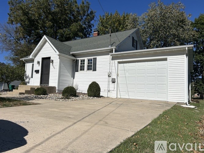 237 North 2nd Street 3 Beds Single Family Home for Rent - Photo Gallery 1