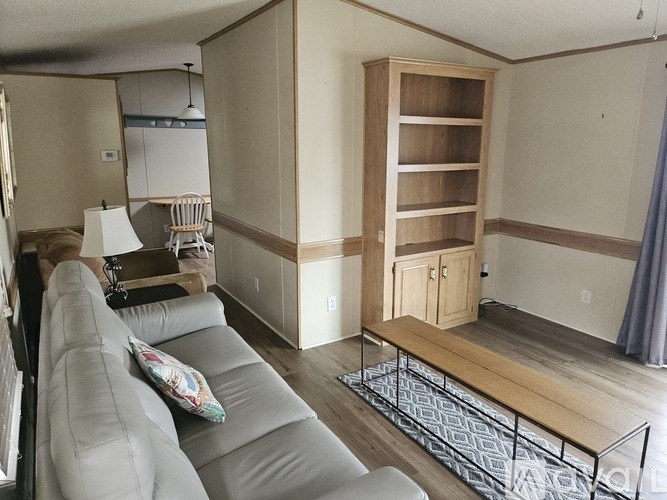 279 Tricycle Hill Ln 2 Beds Single Family Home for Rent - Photo Gallery 14