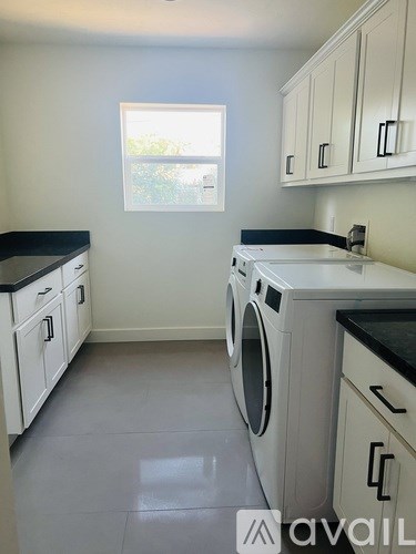 514 West Turney Avenue 2 Beds Single Family Home for Rent - Photo Gallery 13