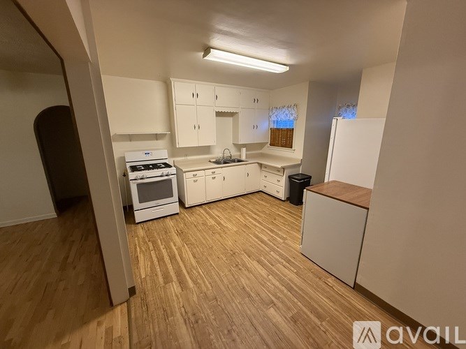 355 North Cheyenne Street 3 Beds Single Family Home for Rent - Photo Gallery 3