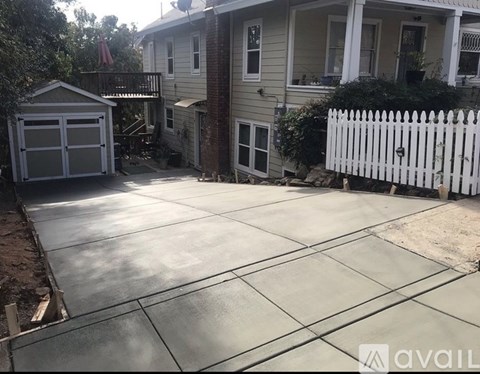 456 Unit A Linden Avenue 2 Beds Single Family Home for Rent - Photo Gallery 1