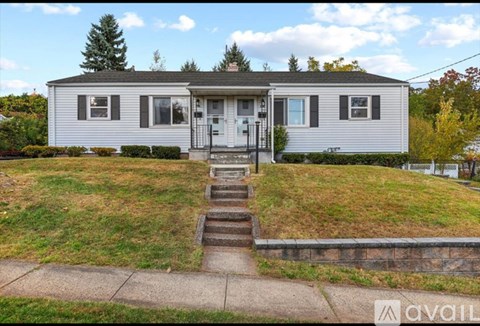 208 Buena Vista Ave 2 Beds Apartment for Rent