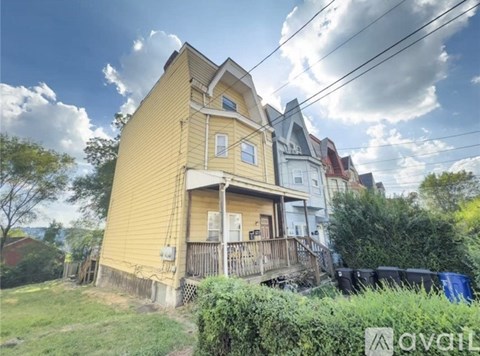 242 Ophelia Street 7 Beds Apartment for Rent