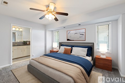 22 E Hawthorne St 3 Beds Single Family Home for Rent - Photo Gallery 4