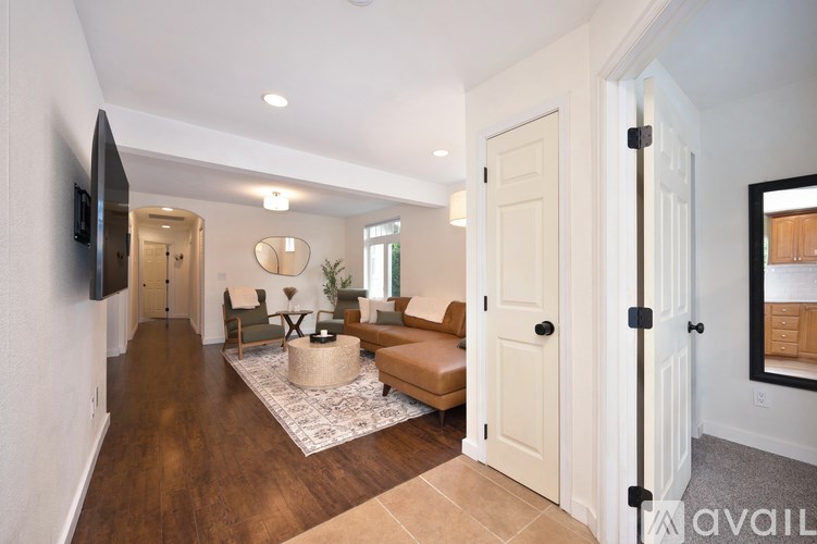 417 S Dollar St 3 Beds Single Family Home for Rent - Photo Gallery 2