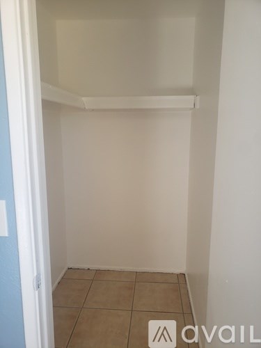 3560 North Tucson Boulevard 2 Beds Apartment for Rent