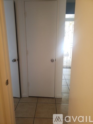 3560 North Tucson Boulevard 2 Beds Single Family Home for Rent - Photo Gallery 11