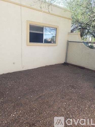 3560 North Tucson Boulevard 2 Beds Single Family Home for Rent - Photo Gallery 14