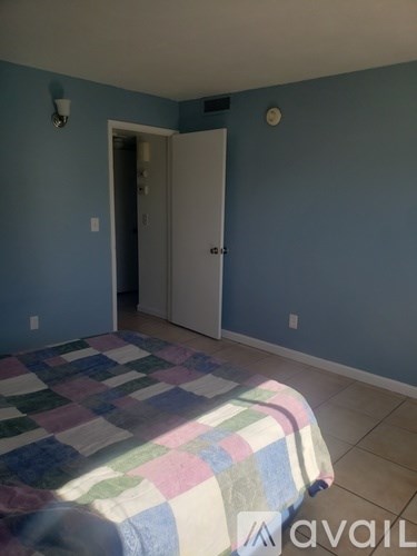 3560 North Tucson Boulevard 2 Beds Single Family Home for Rent - Photo Gallery 16